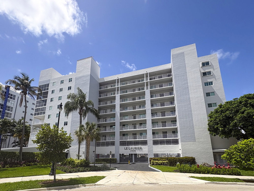 Le Laurier Condo